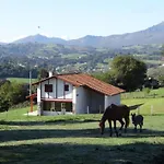 Oierkoenea بيت للعطل Saint-Pée-sur-Nivelle