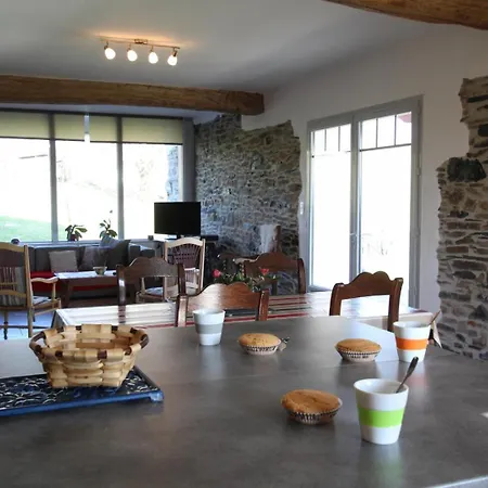 Oierkoenea بيت للعطل Saint-Pée-sur-Nivelle